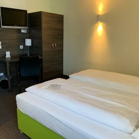 Behringers Hotel 2*