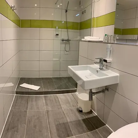 Behringers 2* Nuremberg